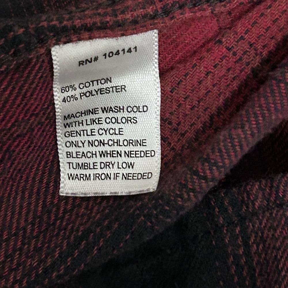 Field & Stream Men's XL Buffalo Plaid Flannel Shirt Red Black Button Up - Picture 9 of 9